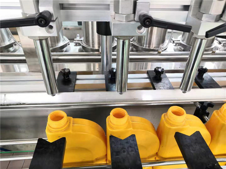 LDP-fles Chemische vulmachine
